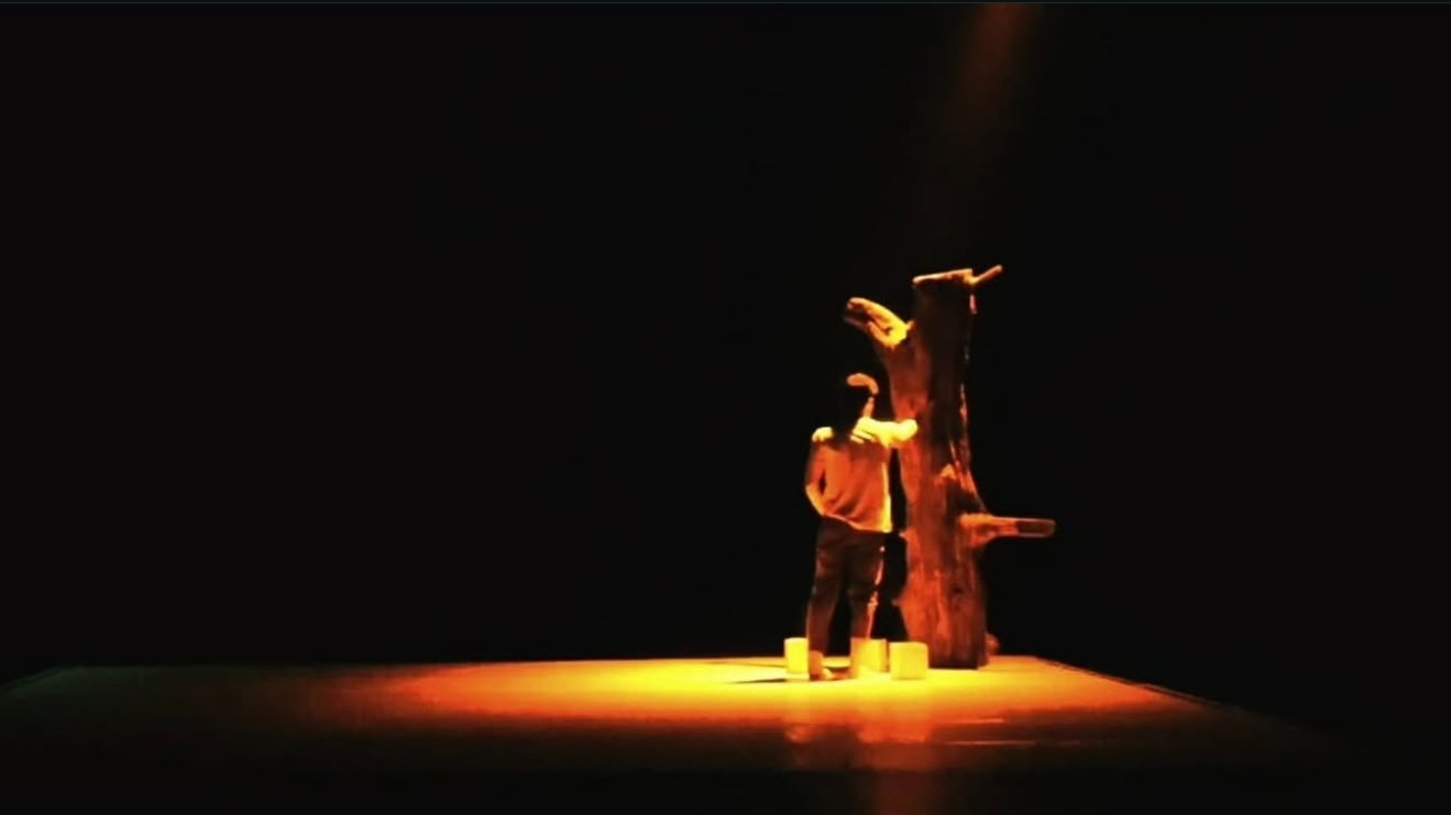 Thresholds performance photo